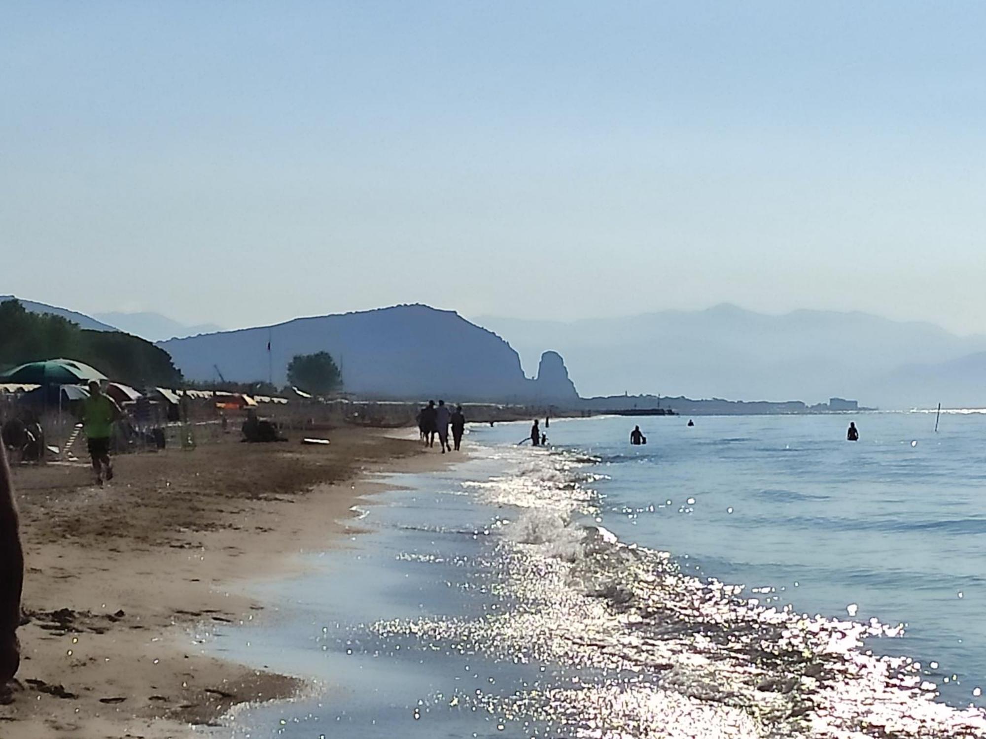 Regina Sul Mare Villa Terracina Buitenkant foto