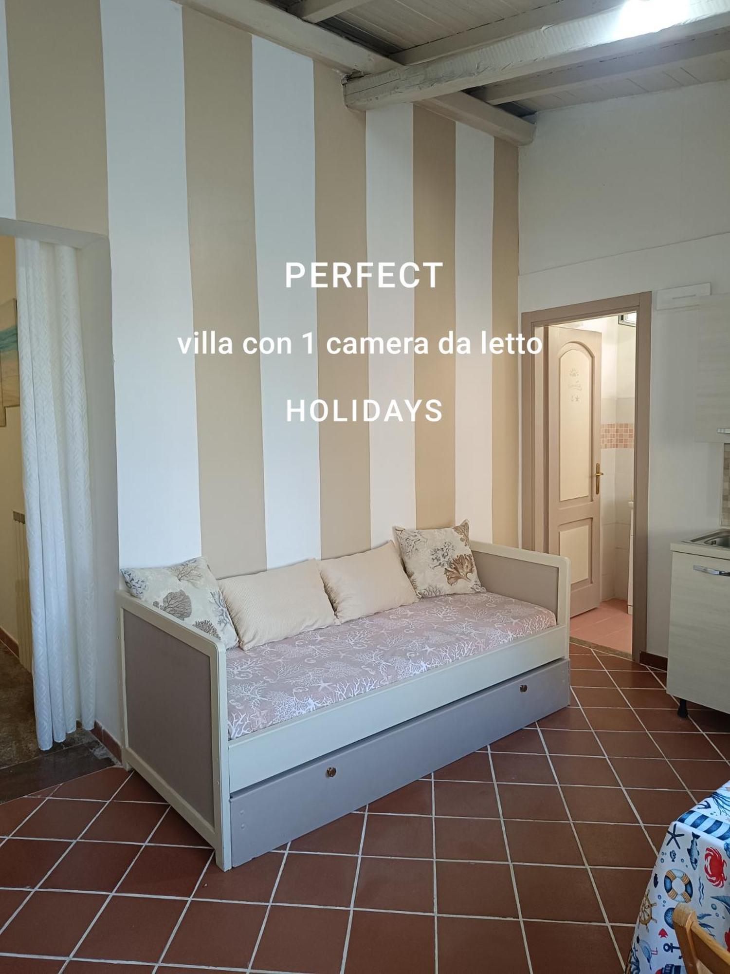 Regina Sul Mare Villa Terracina Buitenkant foto