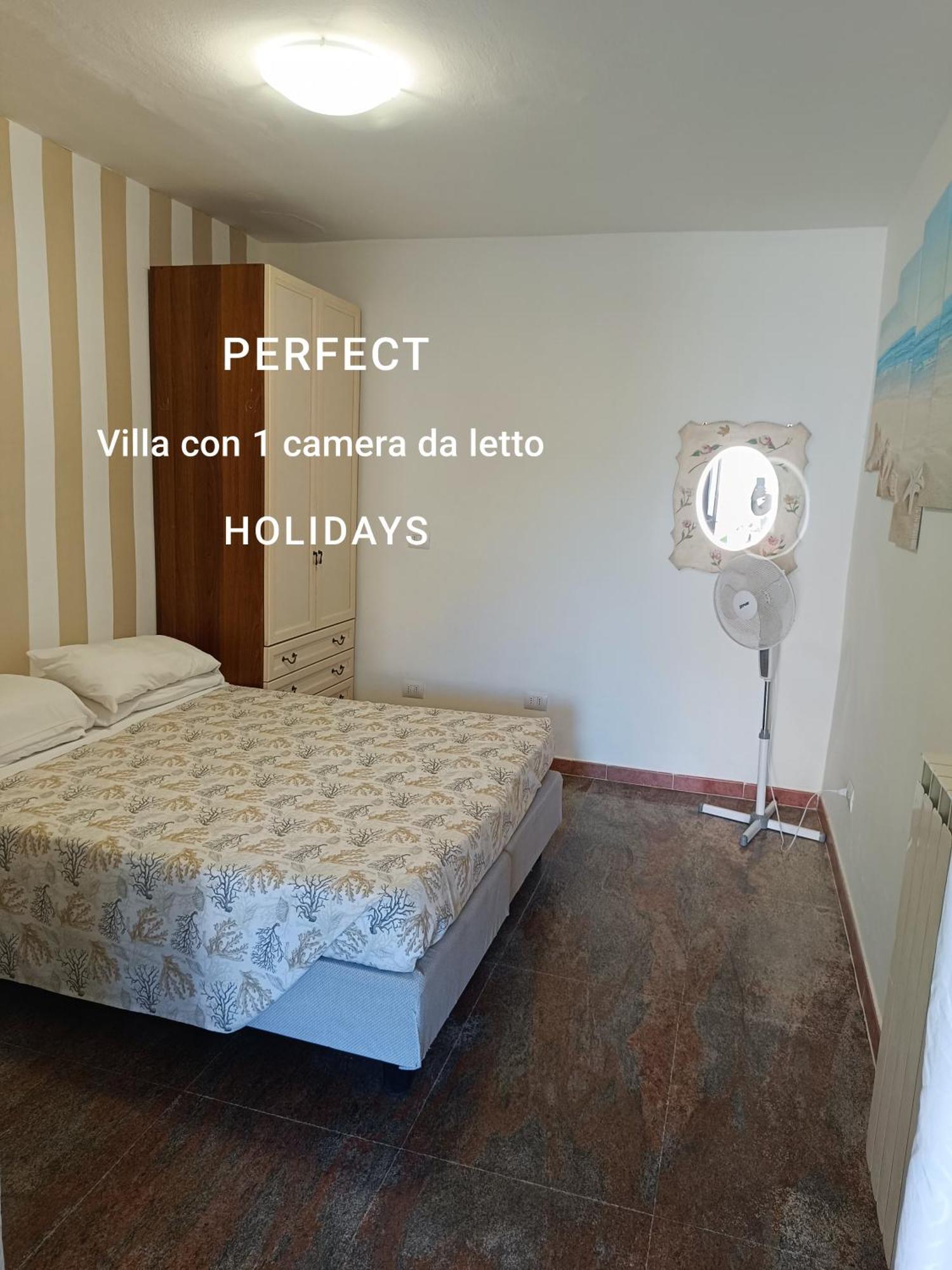 Regina Sul Mare Villa Terracina Buitenkant foto