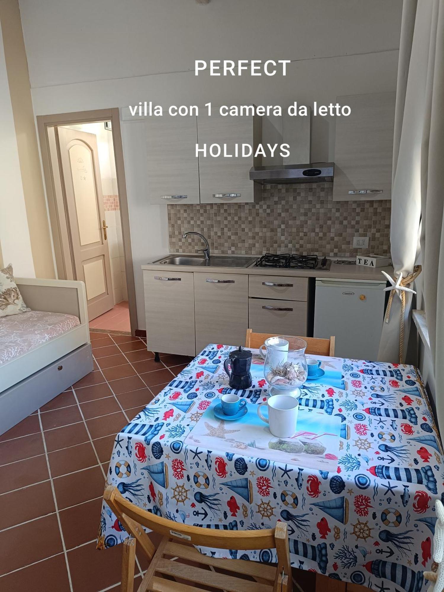 Regina Sul Mare Villa Terracina Buitenkant foto