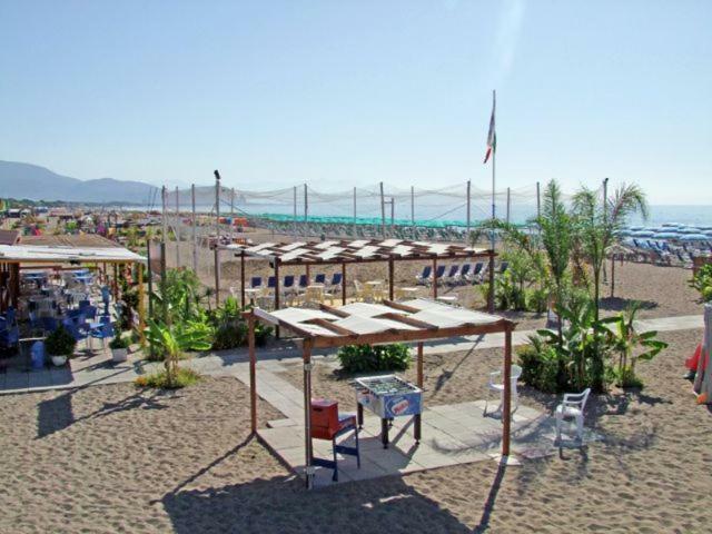 Regina Sul Mare Villa Terracina Buitenkant foto